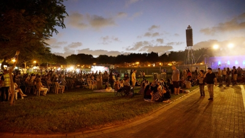 הופעה של אמיר דדון 17.08 (21).jpg