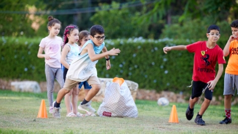 משחקים של פעם פארק השחר (8)(1).jpg