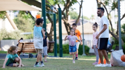 משחקים של פעם פארק השחר (2)(2).jpg