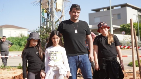 נטיעות ברחוב הגלעד (36).jpeg