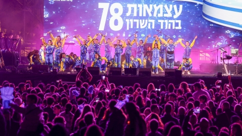 10-DOV_8337.jpg
