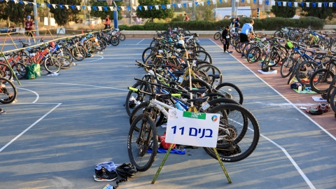 2-_6M20248.jpg